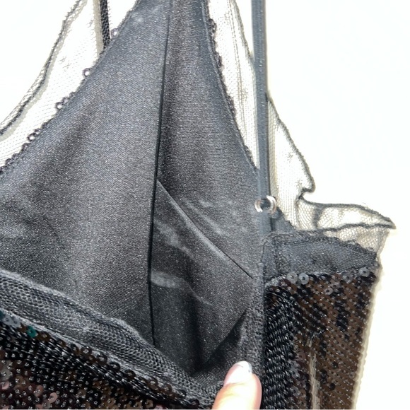 Forever 21 Black Sequin and Tulle V-Neck Spaghetti Strap Crop Top Camisole Sz S - Picture 7 of 11